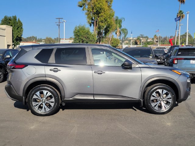 Used 2023 Nissan Rogue SV FWD image 31