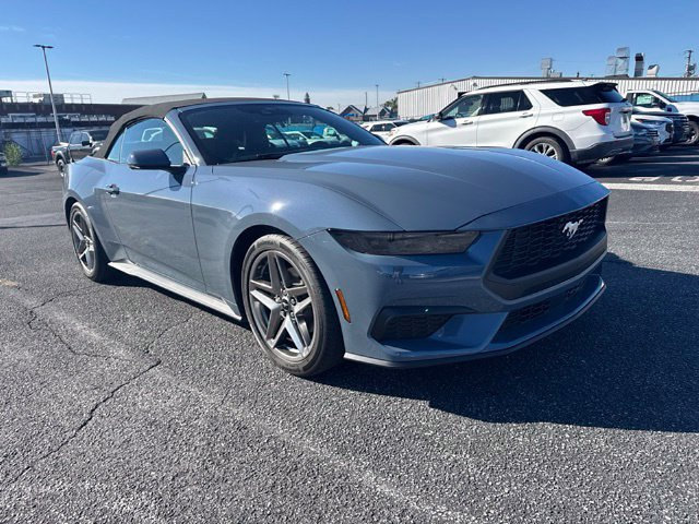Certified 2025 Ford Mustang Premium RWD image 3