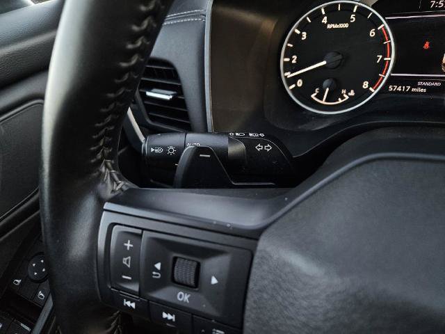 Used 2025 Nissan Rogue SV FWD image 27