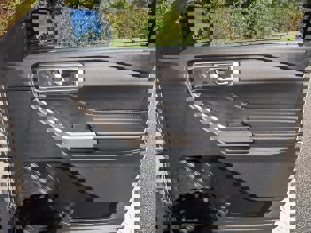 Certified 2023 Ford Explorer XLT image 37