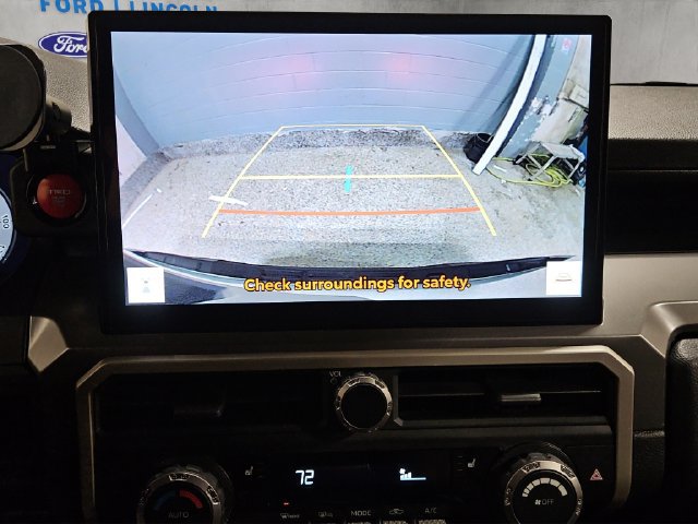 Used 2024 Toyota Tacoma TRD Sport AWD/4WD image 19