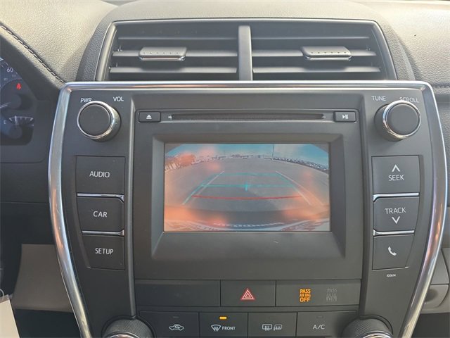 Used 2017 Toyota Camry LE image 17