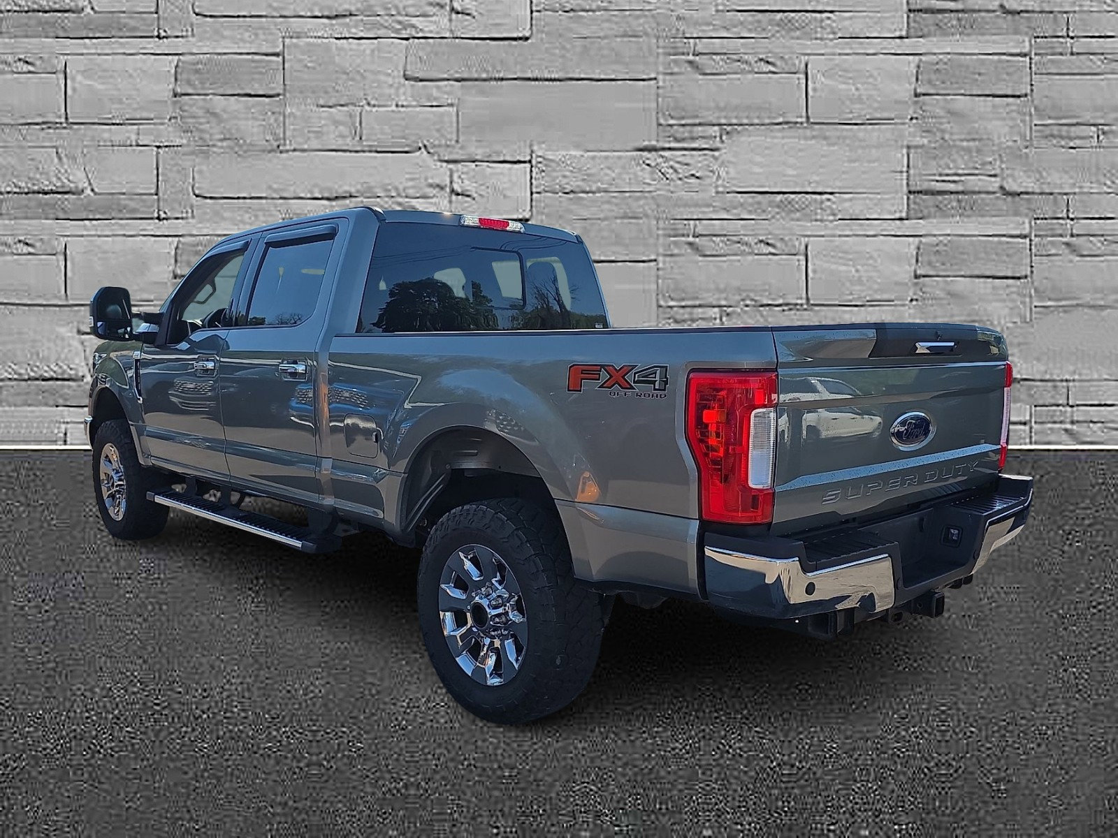 Certified 2019 Ford F250 Lariat w/ Chrome Package AWD/4WD image 8