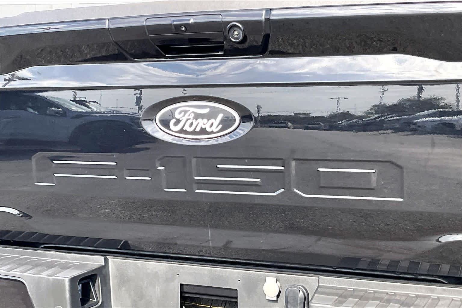 Certified 2024 Ford F150 XLT w/ Equipment Group 302A MID AWD/4WD image 27
