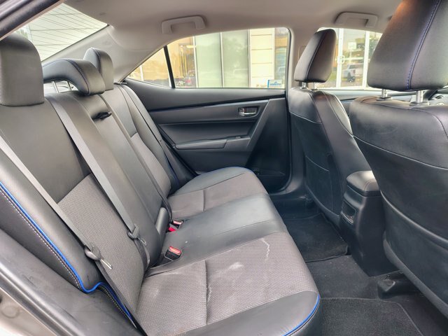 Used 2019 Toyota Corolla SE w/ Carpet Mat Package (TMS) FWD image 16