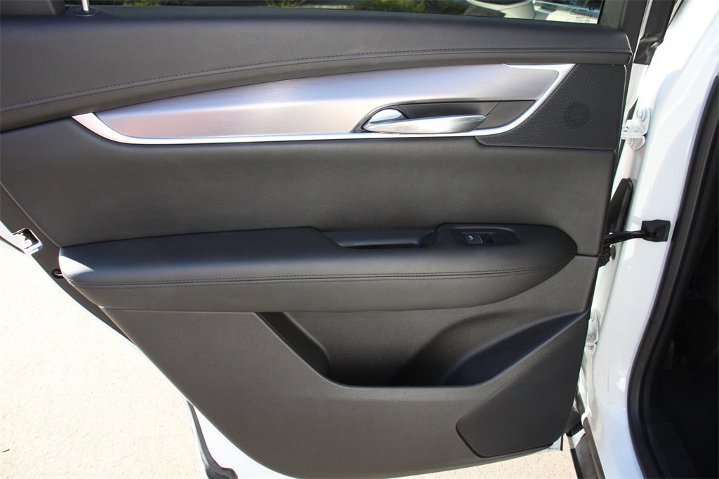 Used 2017 Cadillac XT5 Premium Luxury image 21