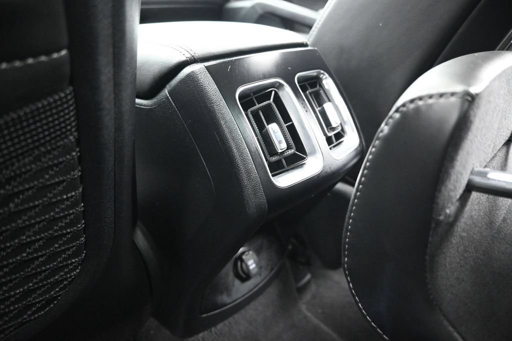 Used 2025 Kia Sorento S w/ Panoramic Sunroof Package FWD image 24