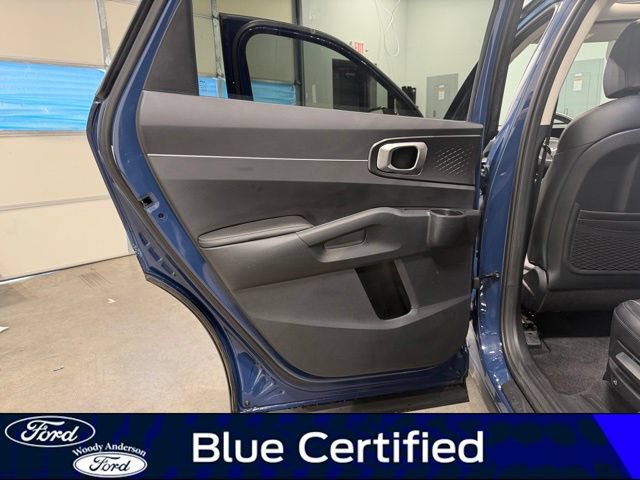 Used 2024 Kia Sorento S w/ Panoramic Sunroof Package FWD image 23
