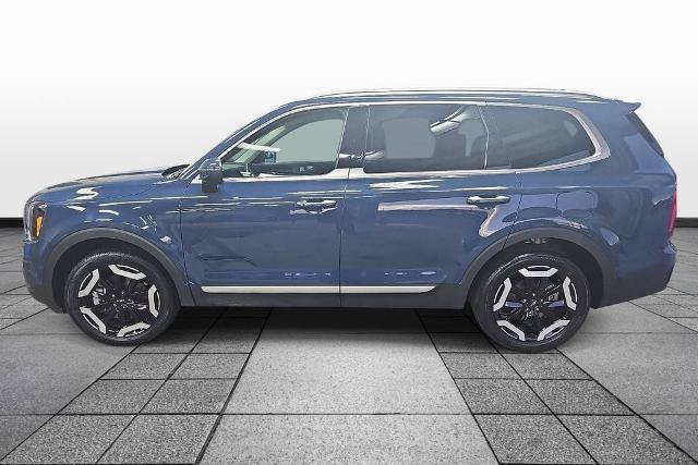 Used 2025 Kia Telluride S FWD image 8