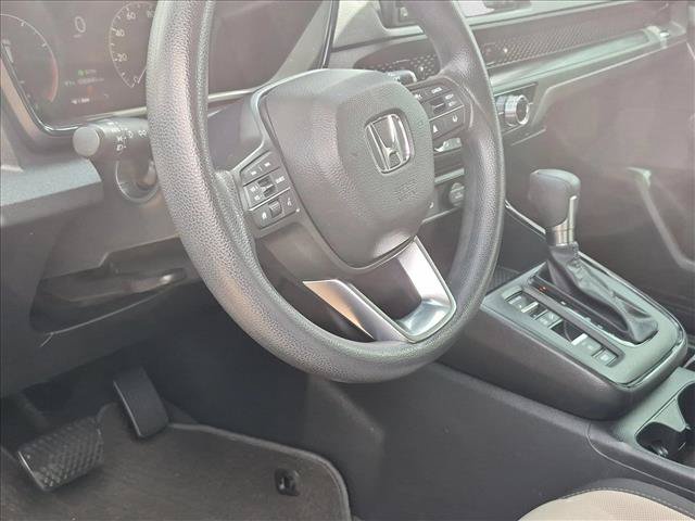 Used 2023 Honda CR-V EX image 10
