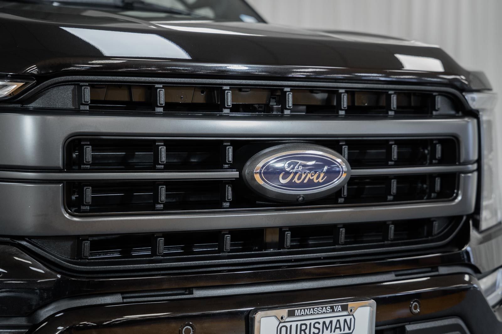 Certified 2023 Ford F150 Lariat w/ Equipment Group 502A High image 14