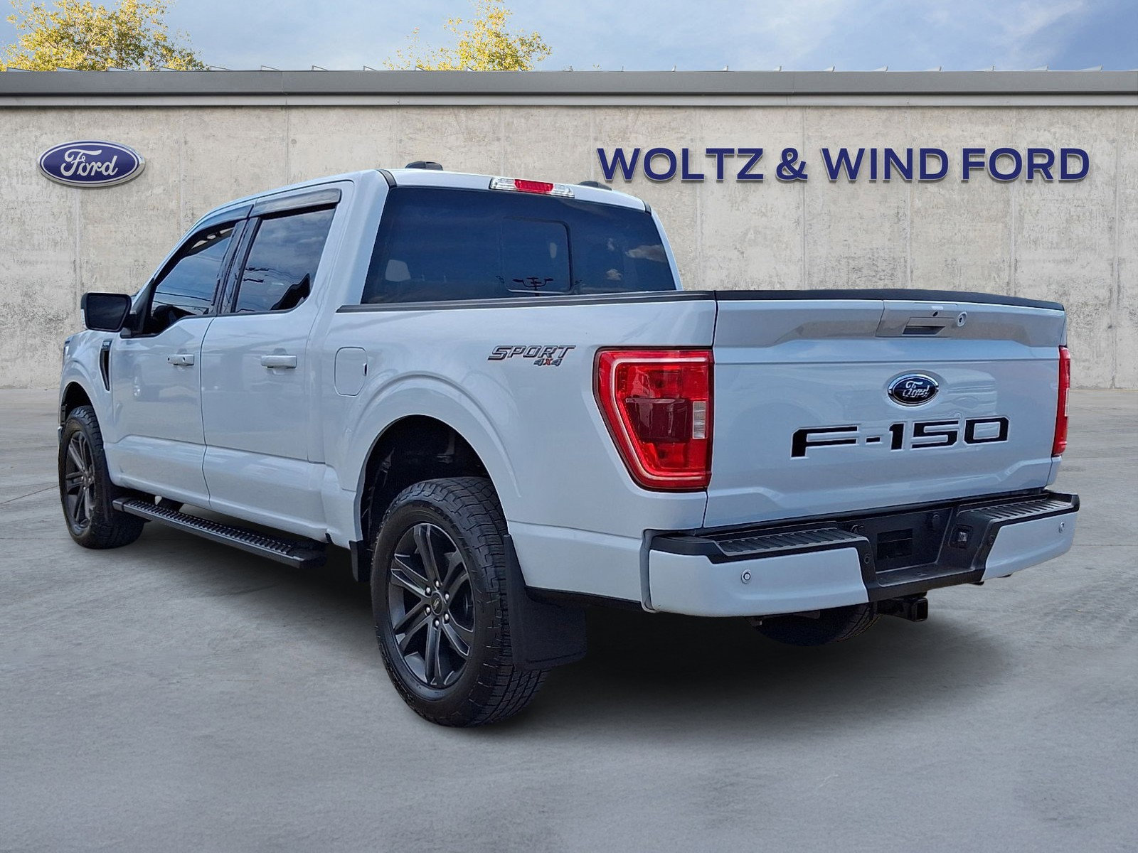 Certified 2022 Ford F150 XLT w/ Equipment Group 302A High AWD/4WD image 4