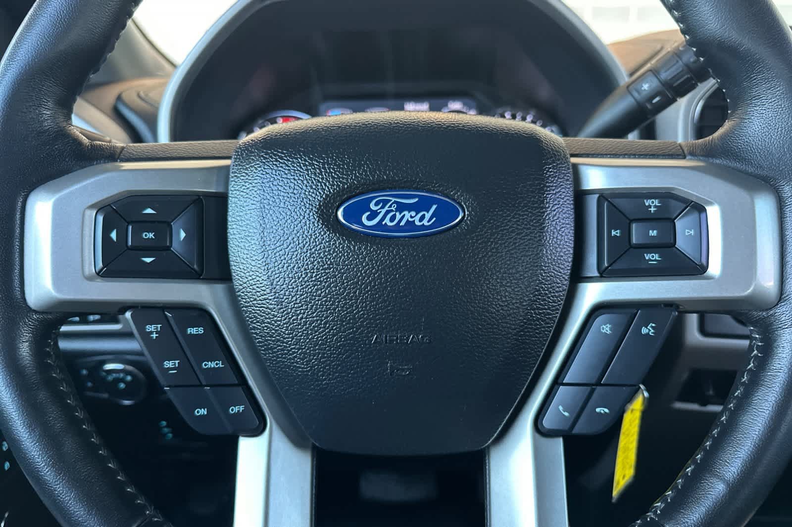 Certified 2021 Ford F250 Lariat w/ Lariat Value Package AWD/4WD image 21