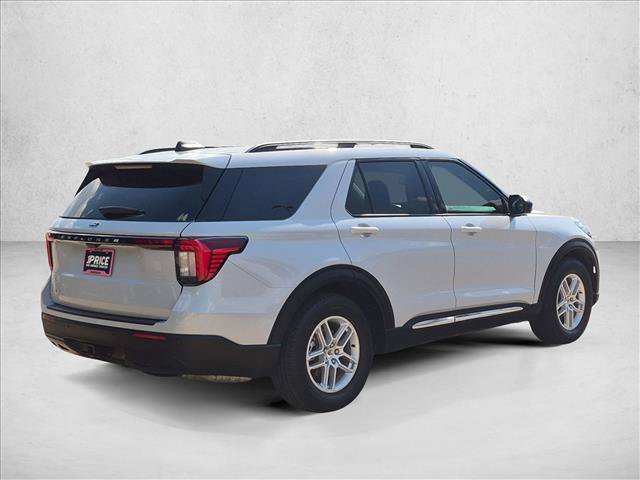 Certified 2025 Ford Explorer Active RWD image 5