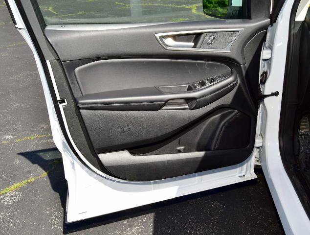 Certified 2024 Ford Edge SEL w/ Convenience Package AWD/4WD image 11
