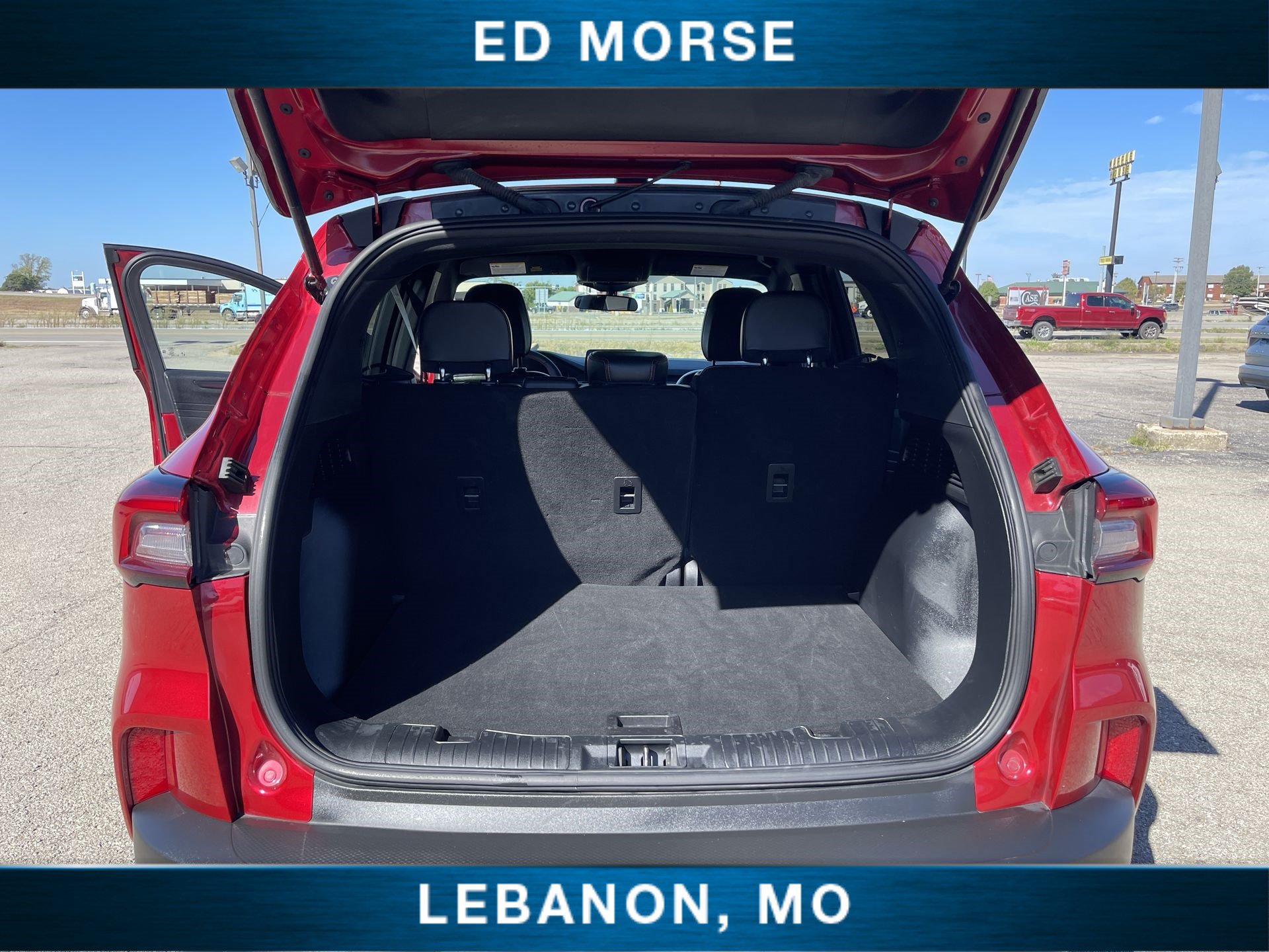 Certified 2025 Ford Escape ST-Line AWD/4WD image 24