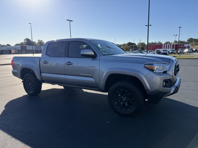 Used 2021 Toyota Tacoma SR5 RWD image 1