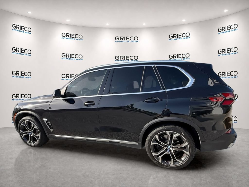 Used 2024 BMW X5 xDrive40i w/ Premium Package AWD/4WD image 5