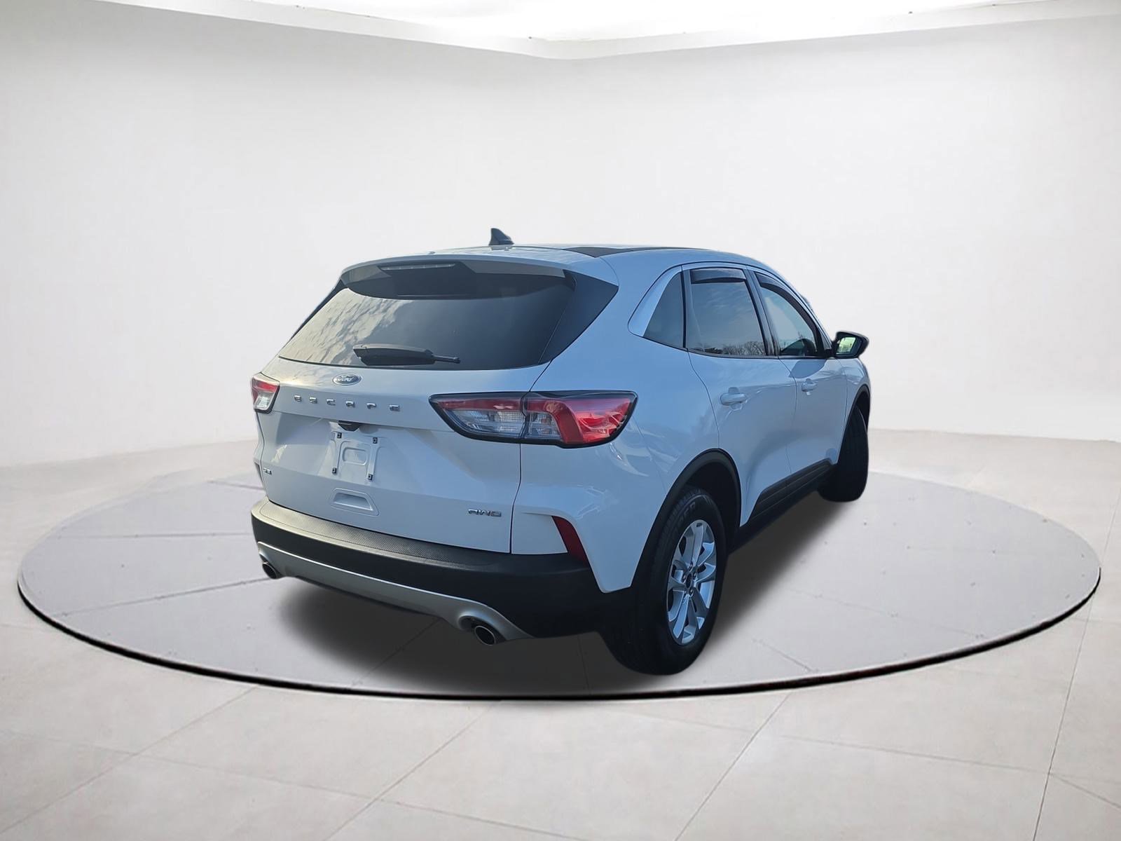 Certified 2022 Ford Escape SE w/ Cold Weather Package image 7