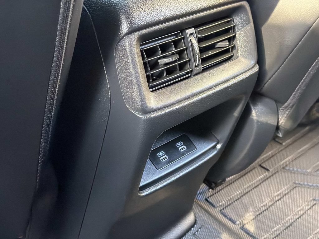 Used 2025 Honda CR-V Sport-L image 18