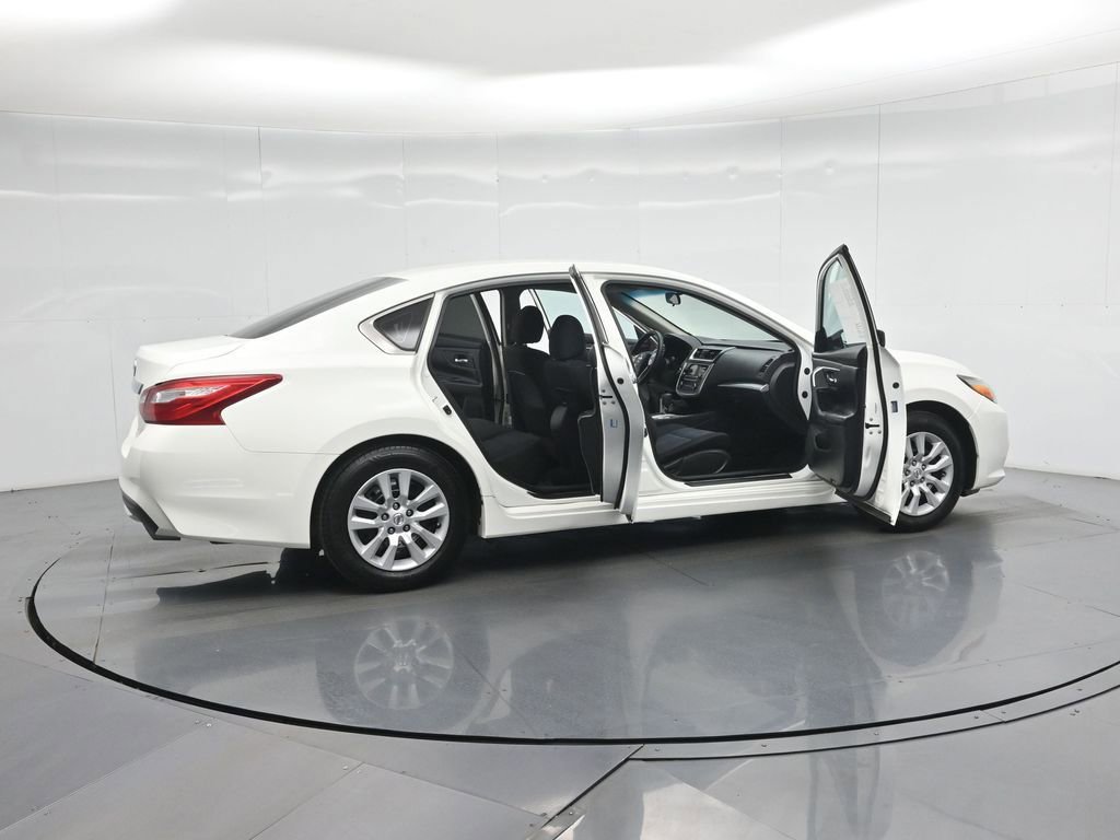 Used 2017 Nissan Altima 2.5 S w/ Power Driver Seat Package image 12