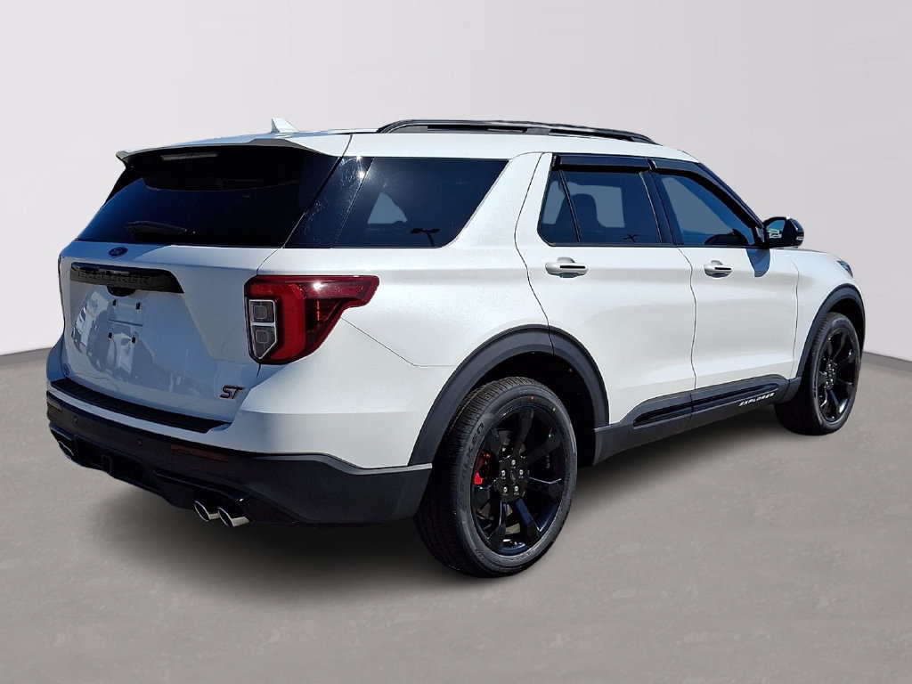 Certified 2023 Ford Explorer ST w/ Equipment Group 401A AWD/4WD image 6