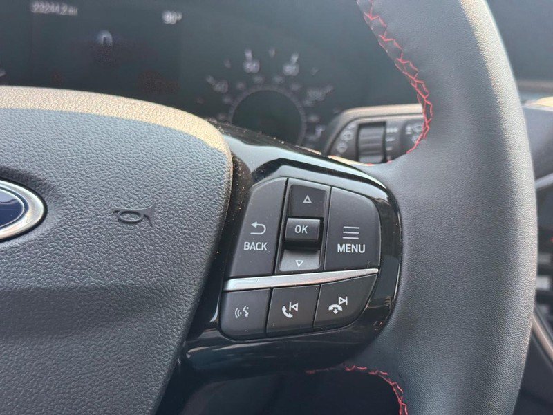 Certified 2022 Ford Escape SEL w/ SEL Stealth AWD Package image 20