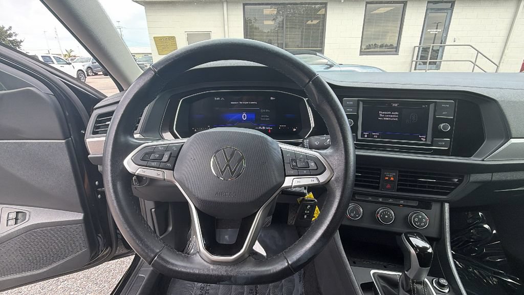 Used 2024 Volkswagen Jetta S FWD image 15