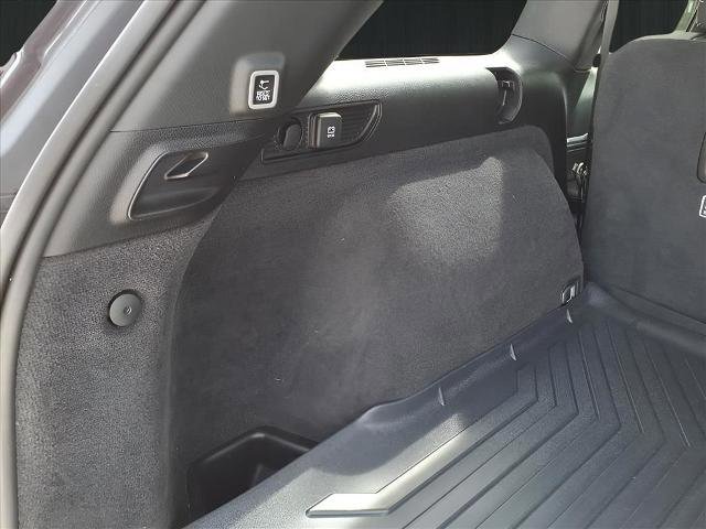 Used 2023 Jeep Grand Cherokee Overland image 12