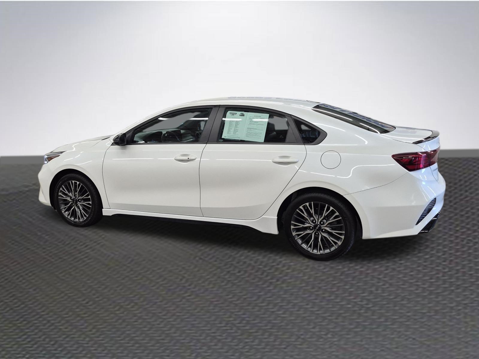 Used 2024 Kia Forte GT-Line FWD image 5