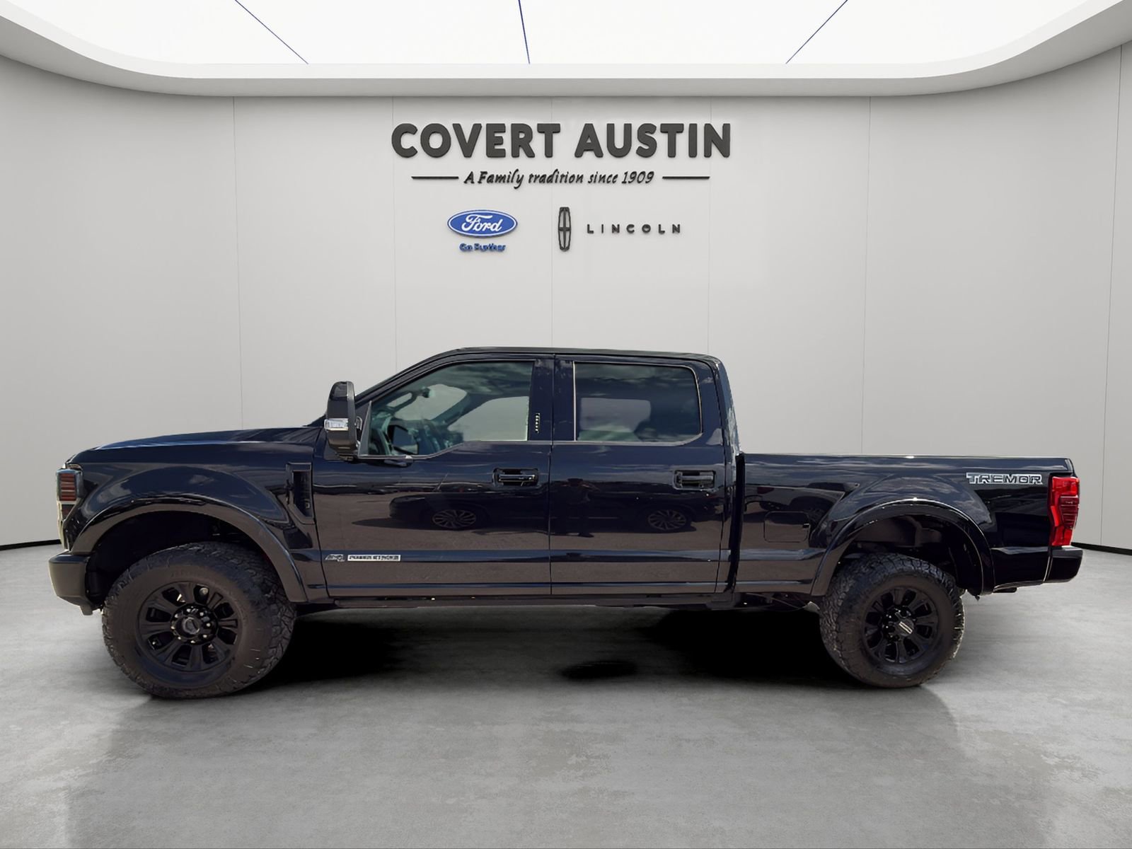 Certified 2020 Ford F250 Lariat AWD/4WD image 2