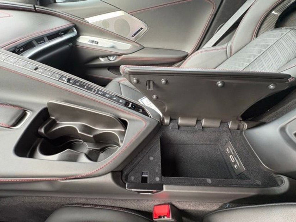 Used 2023 Chevrolet Corvette Stingray Premium Cpe image 38