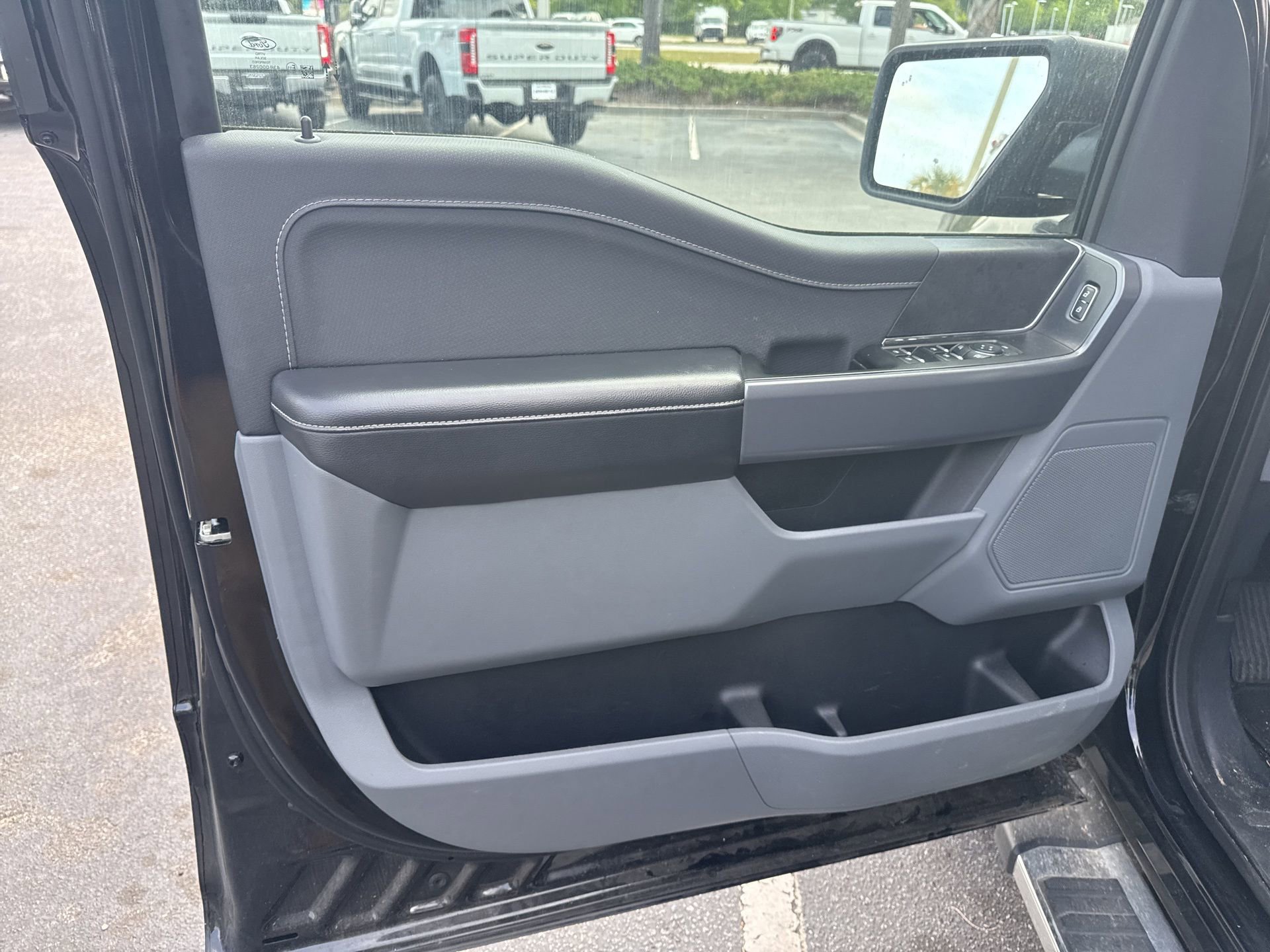 Certified 2025 Ford F150 XLT w/ Equipment Group 301A Standard image 13