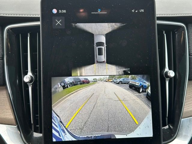 Used 2025 Volvo XC90 B6 Plus AWD/4WD image 28