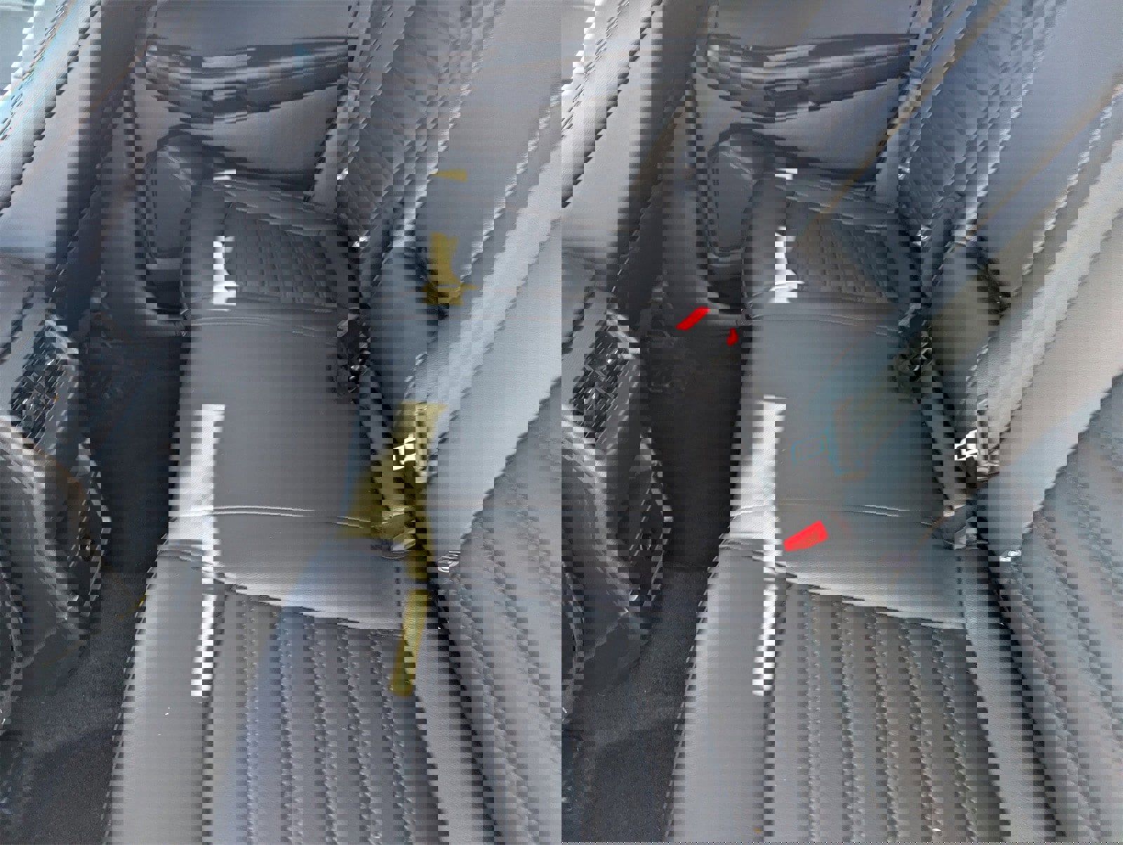 Certified 2024 Ford Edge SEL image 17