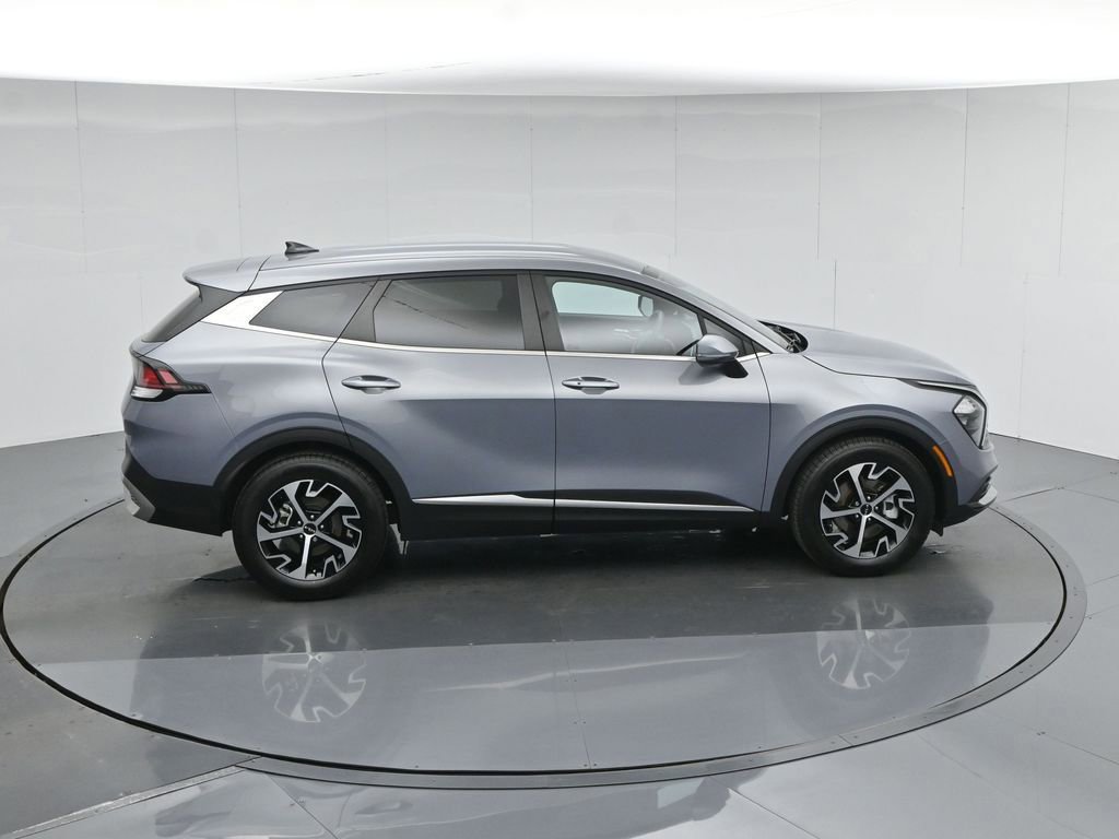Used 2023 Kia Sportage EX image 9