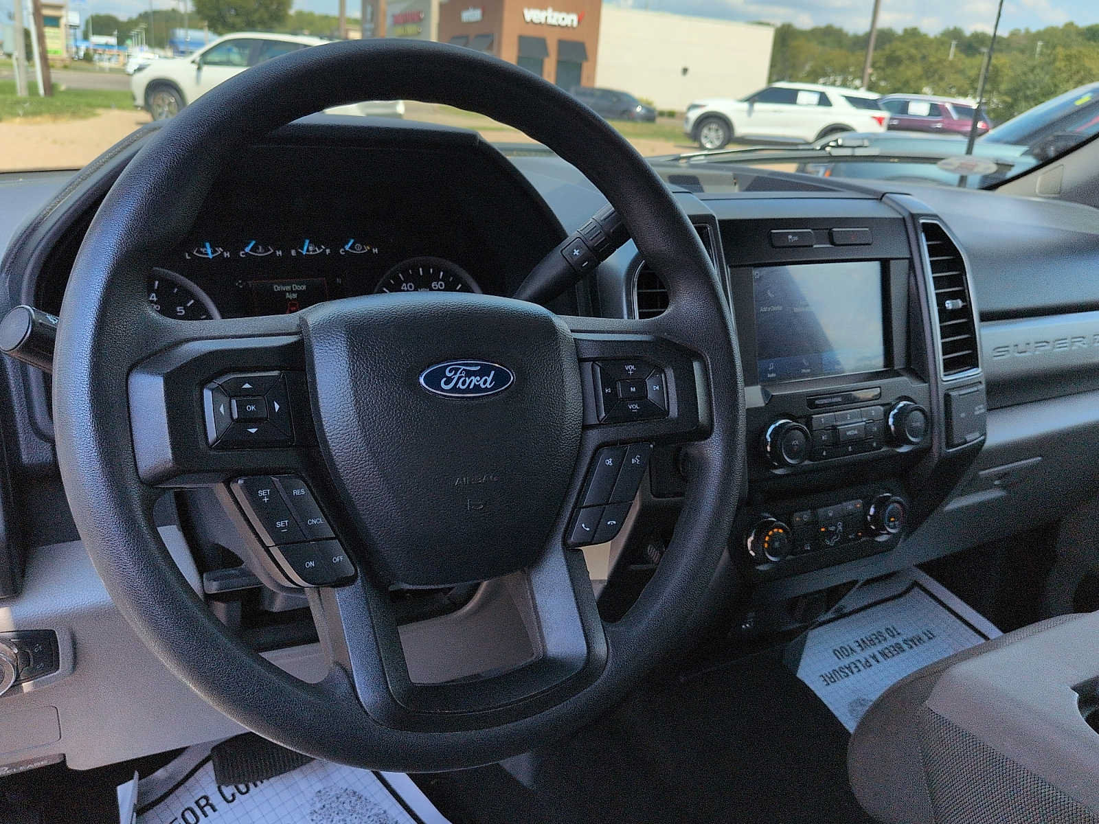 Certified 2022 Ford F250 XLT AWD/4WD image 14