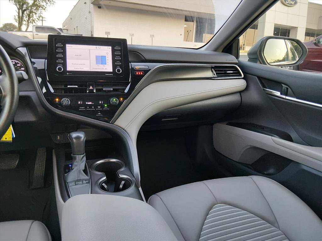 Used 2023 Toyota Camry SE FWD image 12