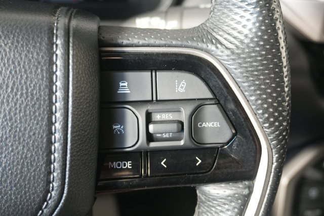Used 2024 Toyota Tundra Limited AWD/4WD image 16