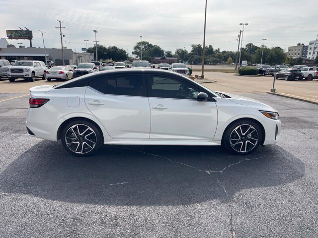 Used 2024 Nissan Sentra SR FWD image 8