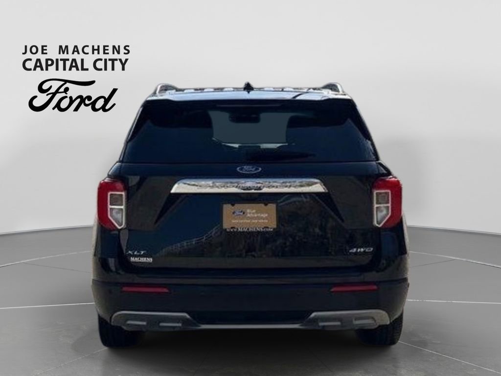 Certified 2023 Ford Explorer XLT w/ Equipment Group 202A AWD/4WD image 10