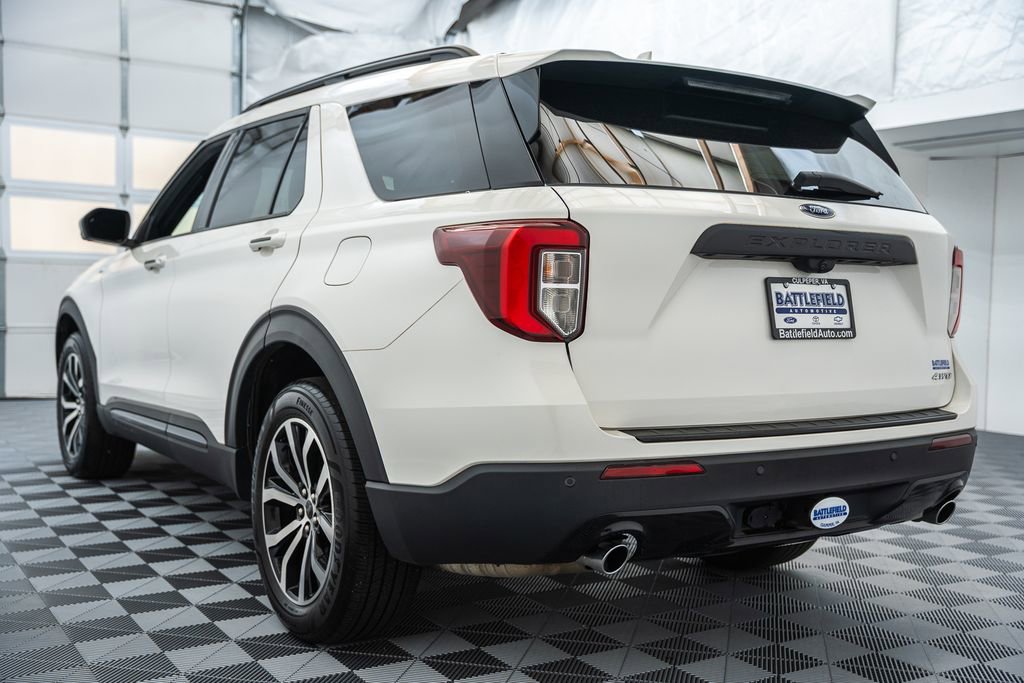 Certified 2022 Ford Explorer ST-Line w/ Class IV Trailer Tow Package AWD/4WD image 7