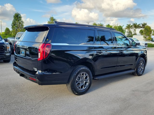 Certified 2025 Ford Expedition Max Active AWD/4WD image 8