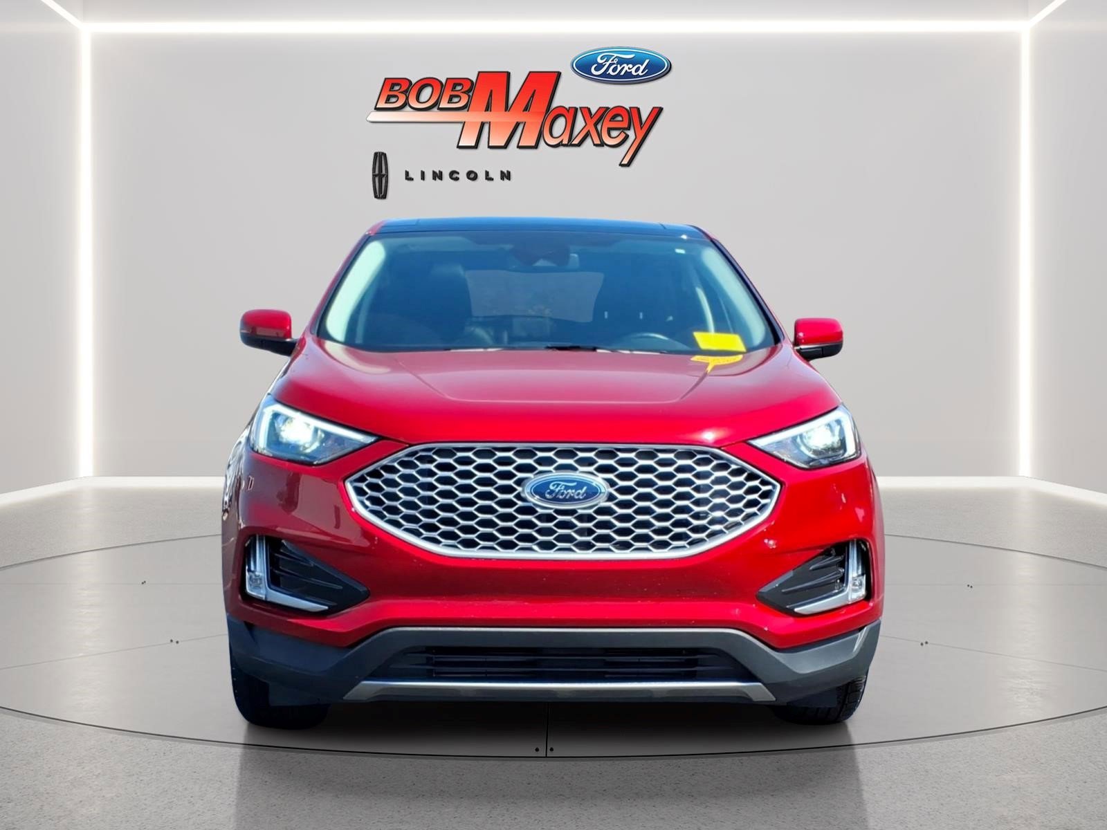 Certified 2023 Ford Edge SEL w/ Convenience Package AWD/4WD image 2