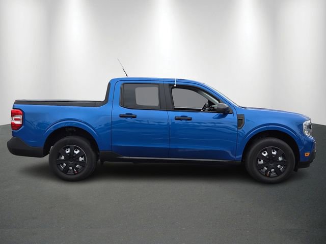 Certified 2022 Ford Maverick XL image 2