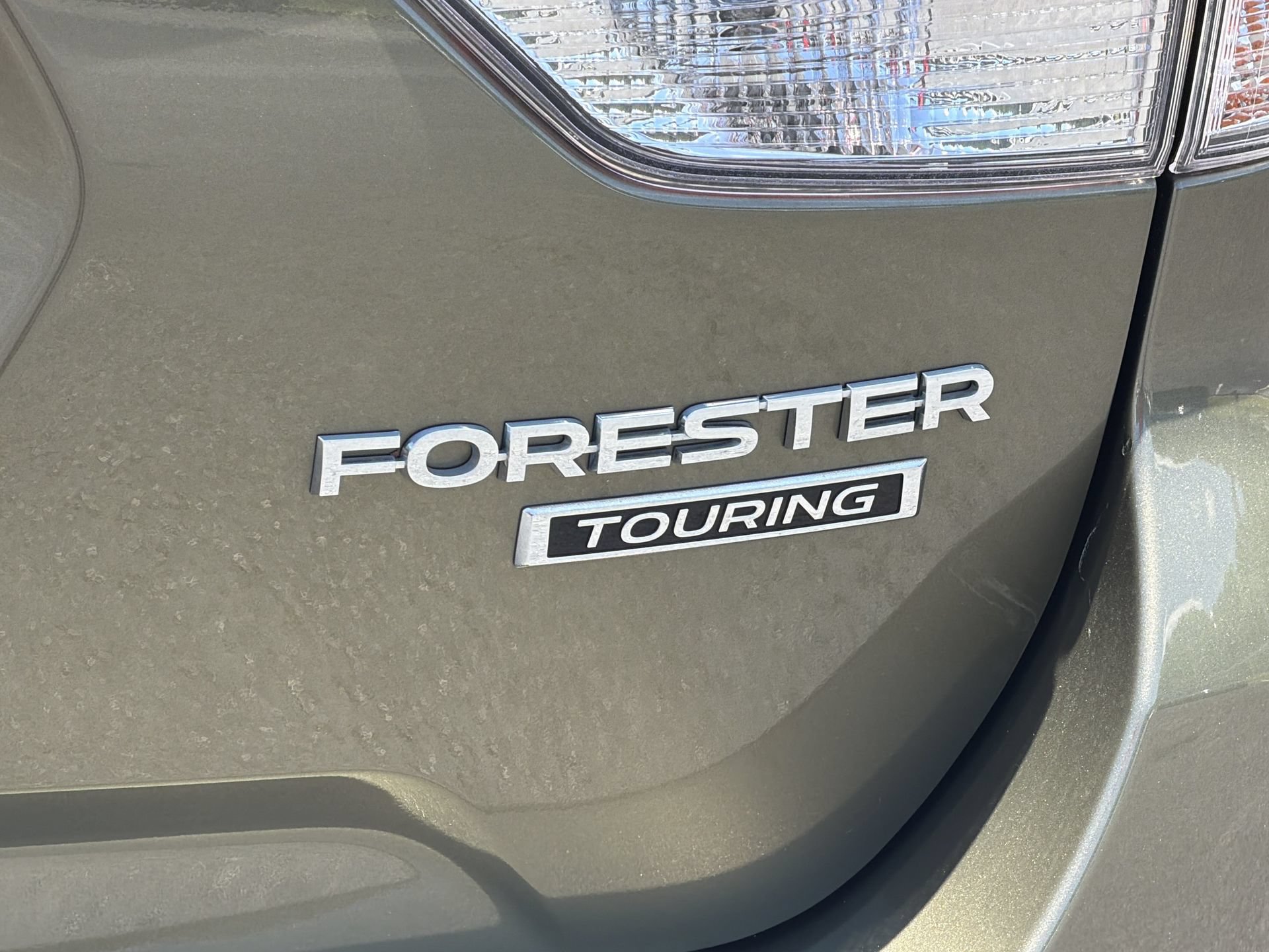 Used 2024 Subaru Forester Touring AWD/4WD image 26