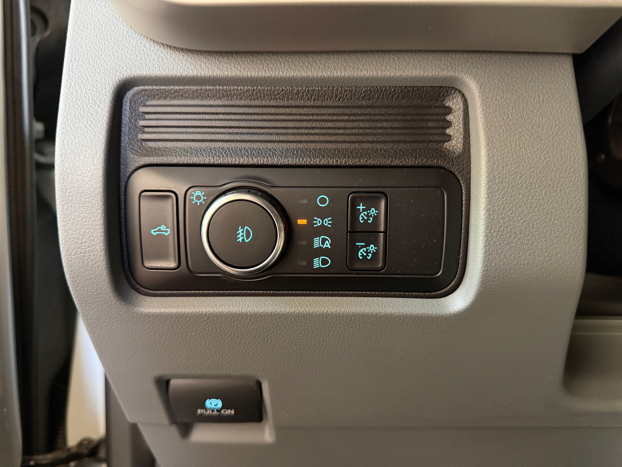 Certified 2026 Ford F250 XLT AWD/4WD image 16