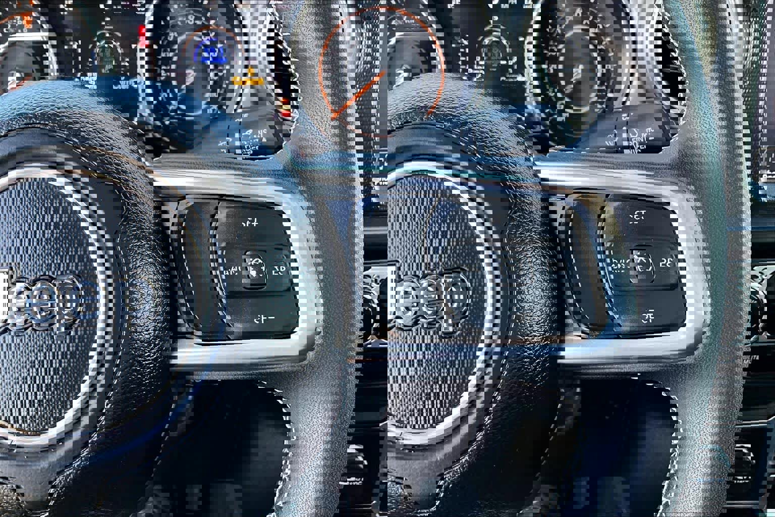 Used 2023 Jeep Gladiator Overland image 23