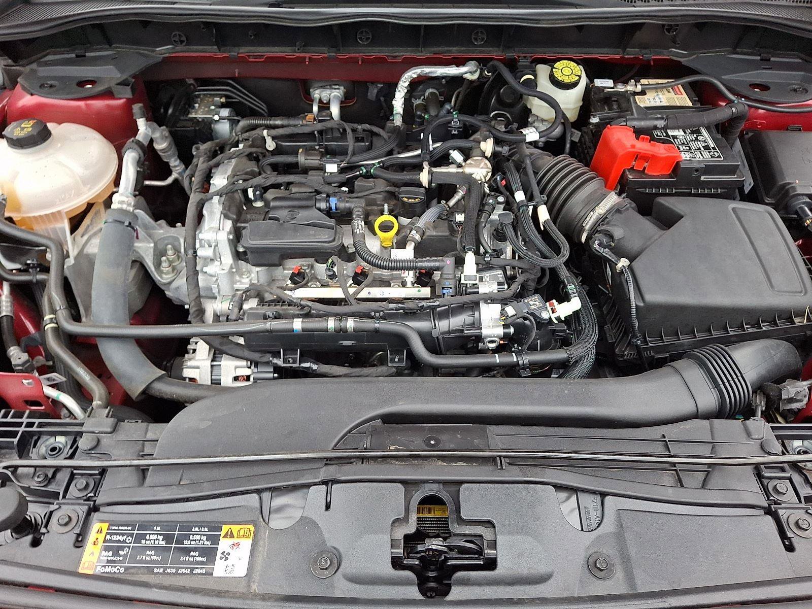 Certified 2022 Ford Escape SE w/ SE Sport Appearance Package image 28