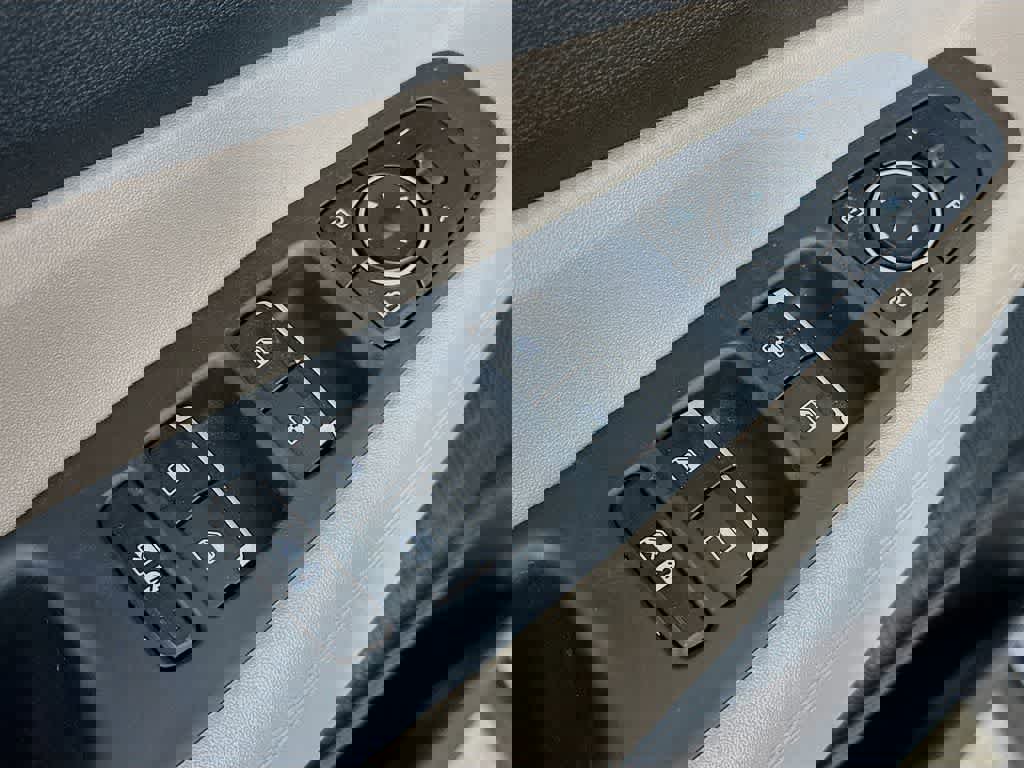 Used 2021 Hyundai Santa Fe SEL w/ Convenience Package image 29